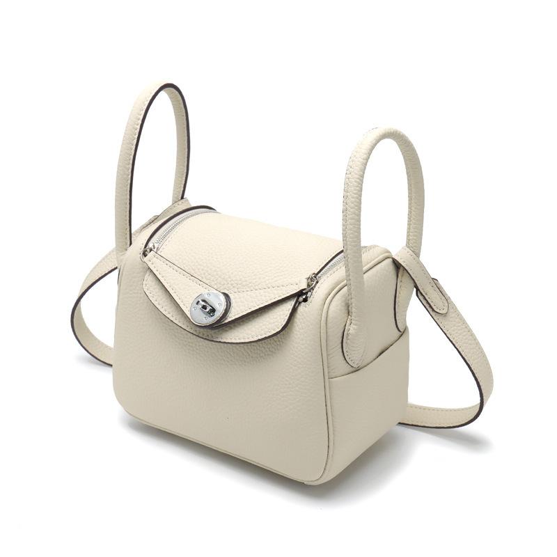 New First-layer Cowhide Lindy Bag, Genuine Leather Shoulder Messenger Bag, Fashionable Doctor Bag, Mini Bag, Silver Buckle, Silver.