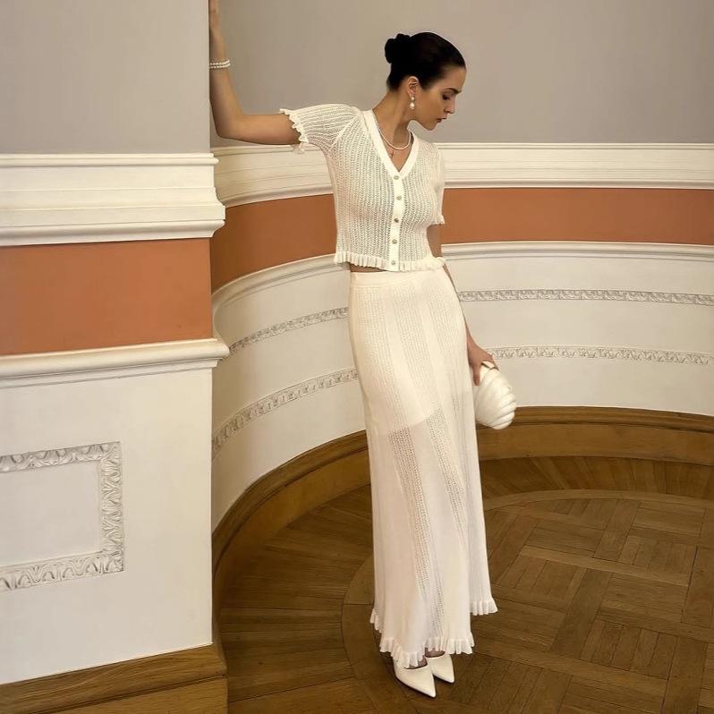 2025 Summer V-Neck Button Slim Dress – European & American Style, Casual Loose Fit, Short-Sleeved S белый