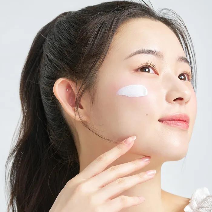 Niedzielny krem przeciwsłoneczny No Sebum 50ml [SPF50+/PA++++]