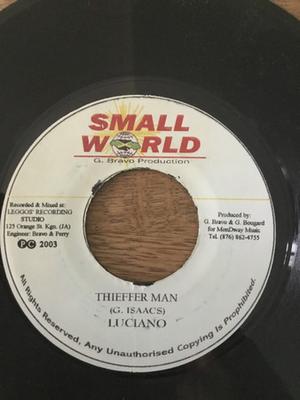 Disc de 7 inch LUCIANO - Thieffer Man NONE Small World 2003 Jamaica Reggae, Ska & Dub Folosit