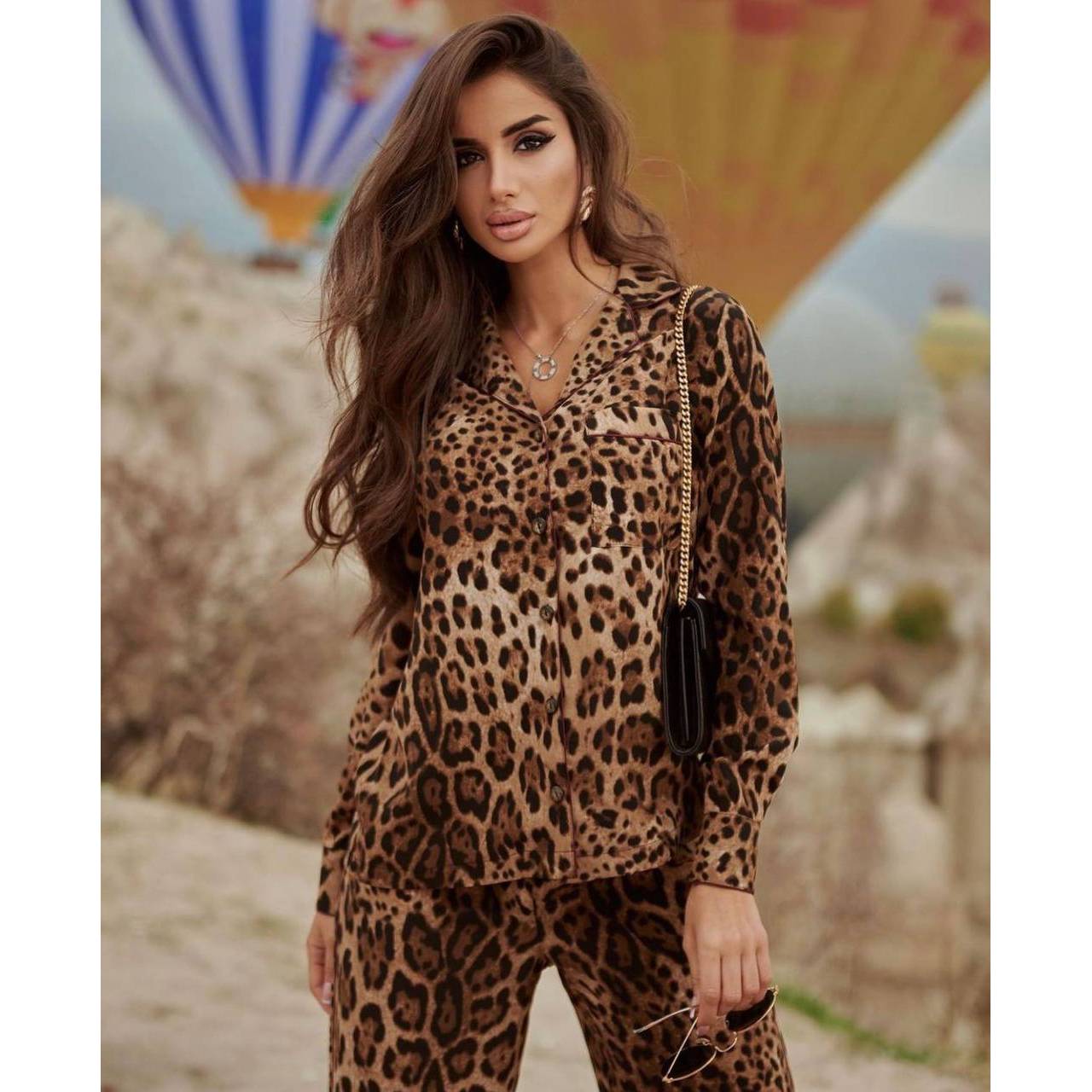 

Женский стиль, модная ткань, атласная окантовка, двойной костюм