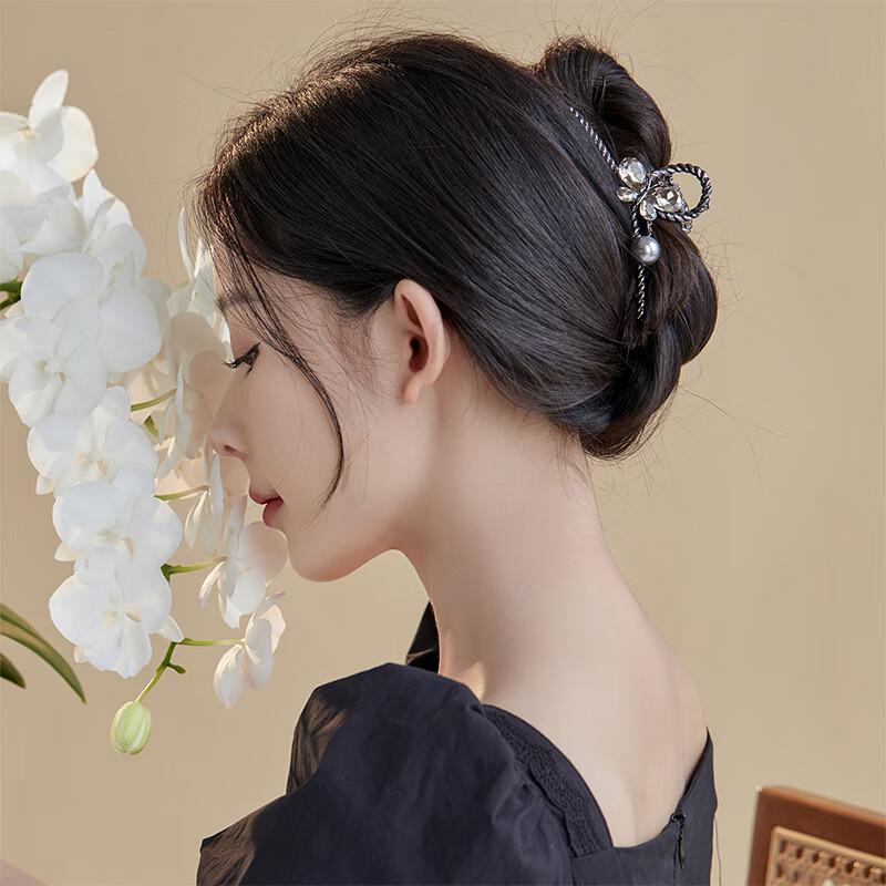 CHIMERA Stylish Back-Of Hair Claw Clip, Korean Version Hair Clip, Large Hair Claw, Hair Accessory, Hair Ornament, Birthday Gift for Girls