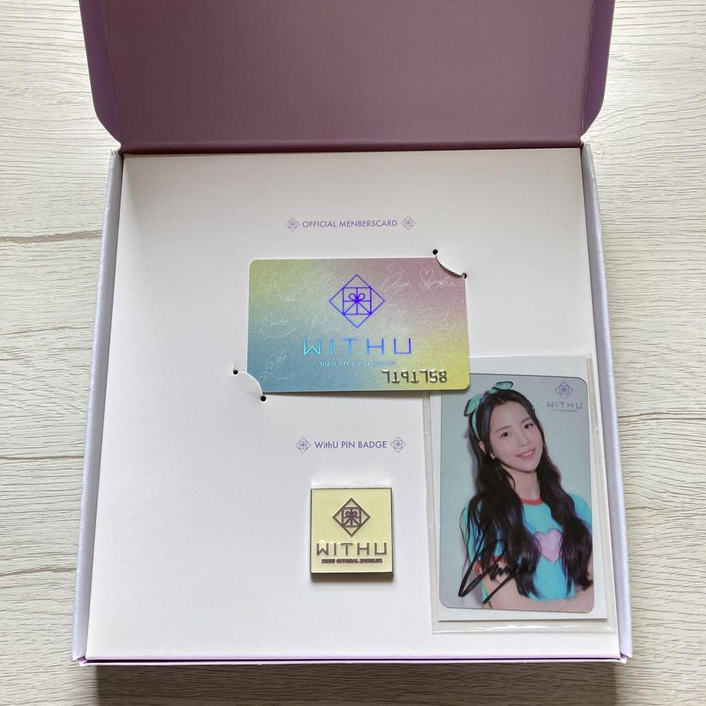[USED] Official NiziU Maya Fan Club Membership Bonus: Autograph