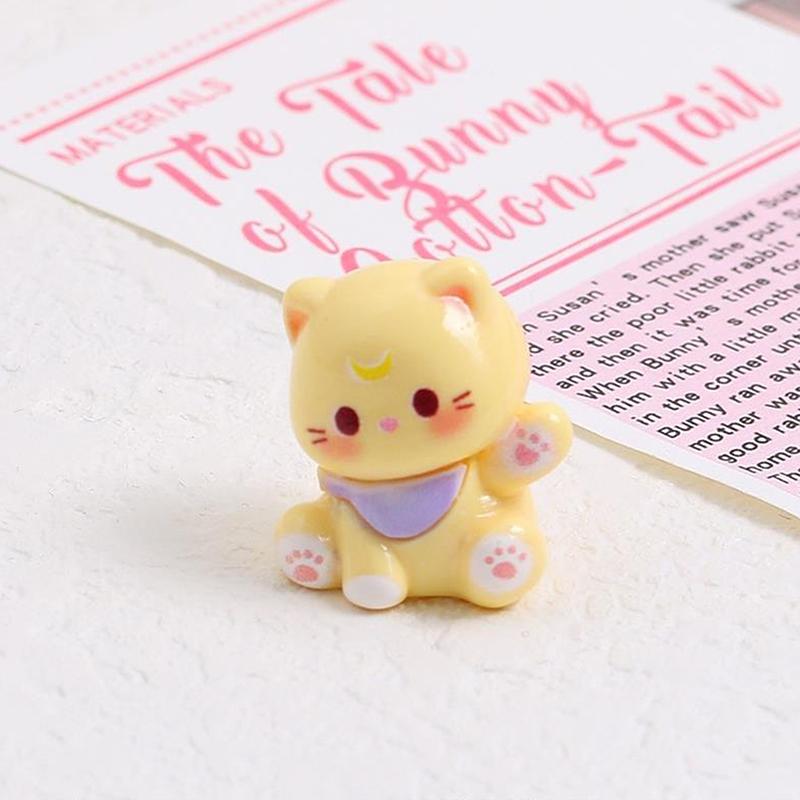 3Pcs/Bag Cute Waving Cat Figurines Car Ornaments Miniature Lucky Cat Home Desktop Decoration Diy Accessories Dollhouse Toy Gifts