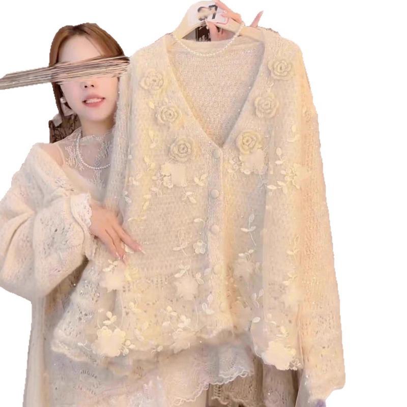 Autumn and Winter New Loose Design Splicing Lace Knitted Cardigan Lazy Wind Sweater Jacket Women