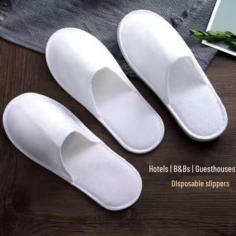Men's Summer Non-slip Odor-resistant Shower Slippers, Wear-resistant, Plus Size, Cool for Indoor and Outdoor Use