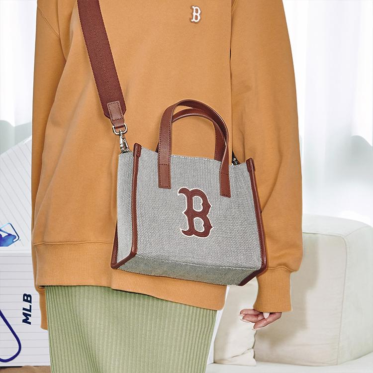 New MLB Boston Red Sox Polyester Tote Bag Shopping Bag Boston Portable Crossbody Bag Shoulder Bag Small Size Unisex Brown 3AORS062N-43BRD
