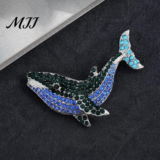 Vintage Lapel Pin Women Rhinestone Whale Brooch, Sea Animal Decorative Badge Shape Brooch Pin, Sweater Cardigan Coat Dress Jewelry Accessories Fashion