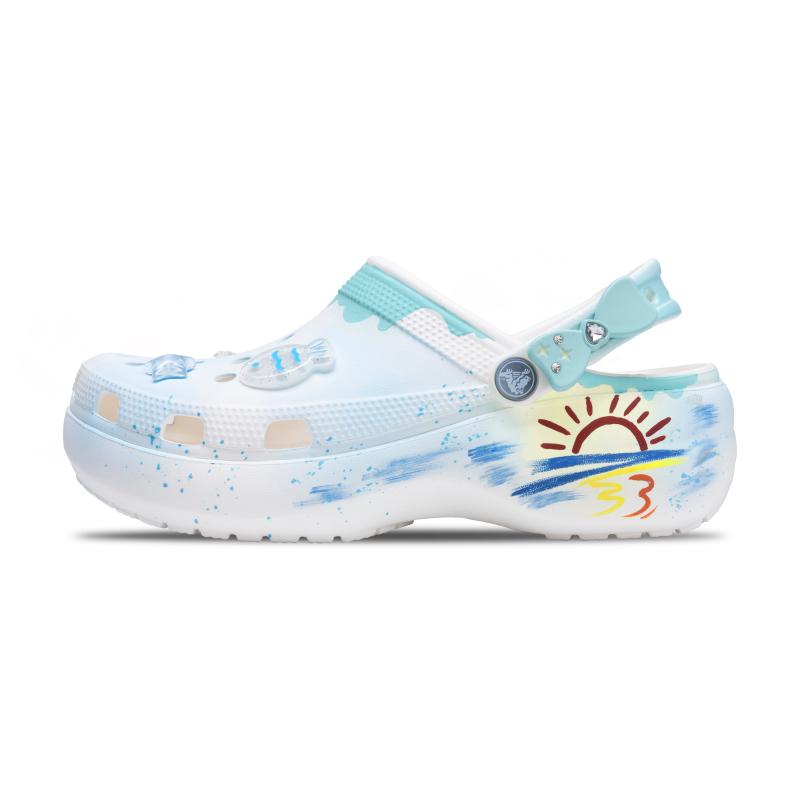 Crocs Classic Platform Clog Blue Ocean EVA Fashionable and Versatile Simple and Comfortable Sunshine Clogs for Women Blue