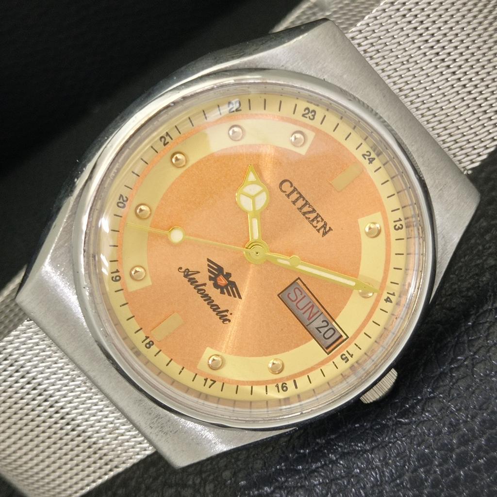 JAPAN VINTAGE CITIZEN AUTOMATIC 8200 MENS GOLDEN COLOR DIAL WATCH a702126-5 R208-a702126