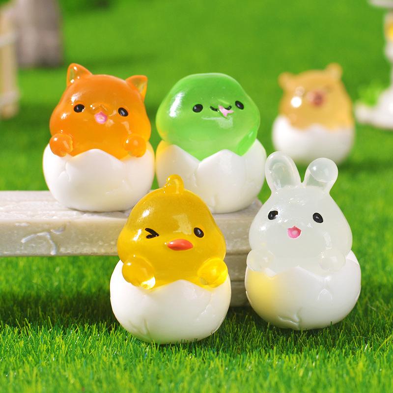 Micro-landscape Cute and Adorable Pet Animals Eggshell Gardening Doll House Decorations Resin Small Ornaments