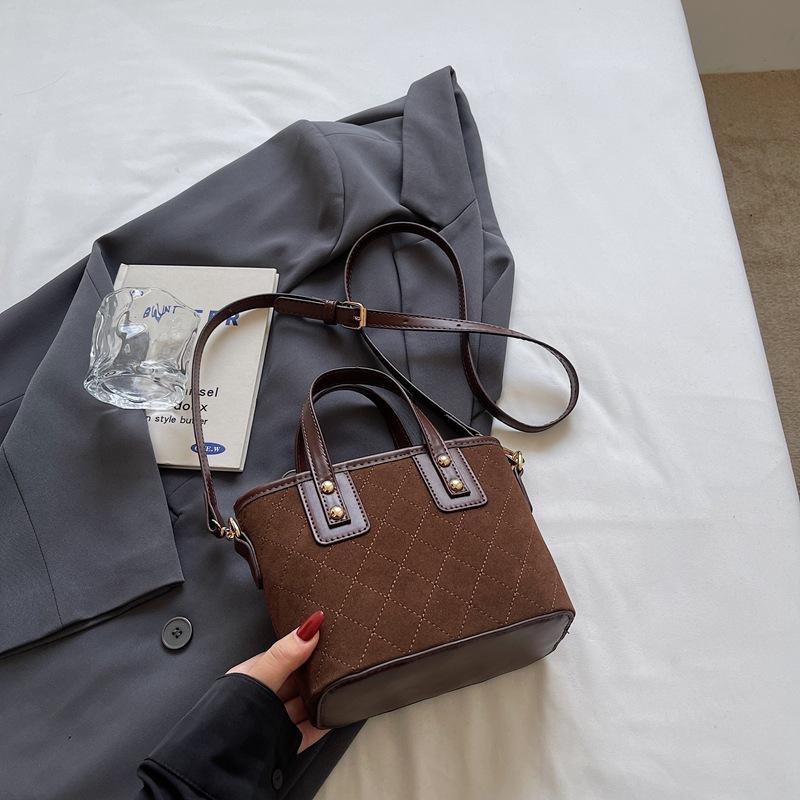 Retro Handbag Bag Women's New High-end Diamond Fashion Shoulder Bag Commuter Messenger Bucket Bag