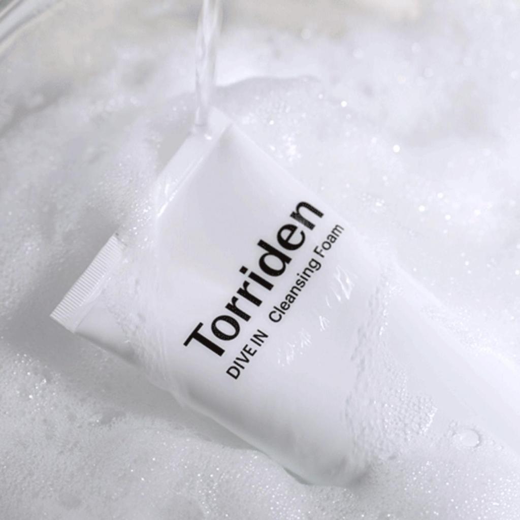 Torriden DIVE-IN Low Molecular Hyaluronic Acid Cleansing Foam 150ml