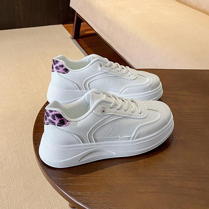Autumn new breathable little white shoes female students platform versatile casual sports board shoes