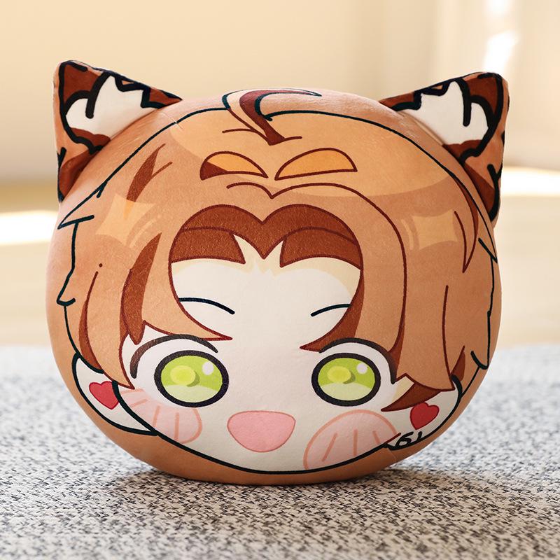 Xiao Yi Pillow & Qi Sili Pendant: Charlie Su & Lu Chen Plush Toys