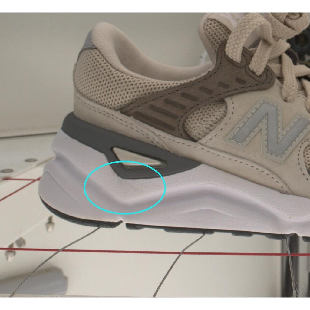 Pre-owned New Balance NB X-90 WSX90RLA-P26084063421864
