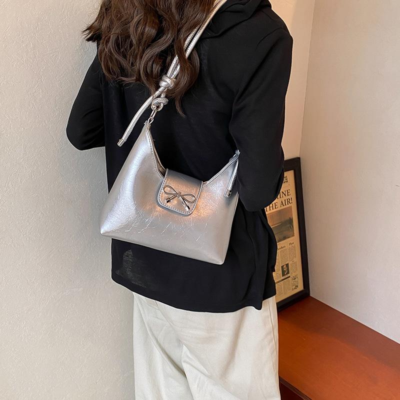 Portable fashion tote bag Korean ins shoulder bag 2025 summer foreign style sweet bow simple messenger bag