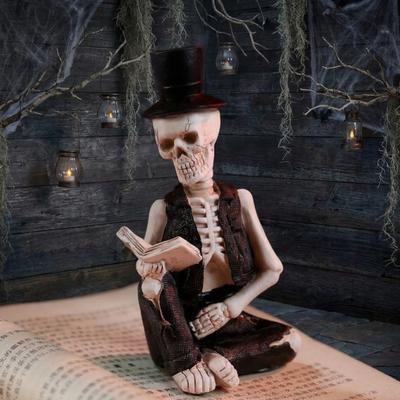 Small Reading Gentleman Skull Figurine Halloween Sitting Skeleton Statue with Top Hat And Suit for Gothic Living Room Table Shelf Indoor Decor