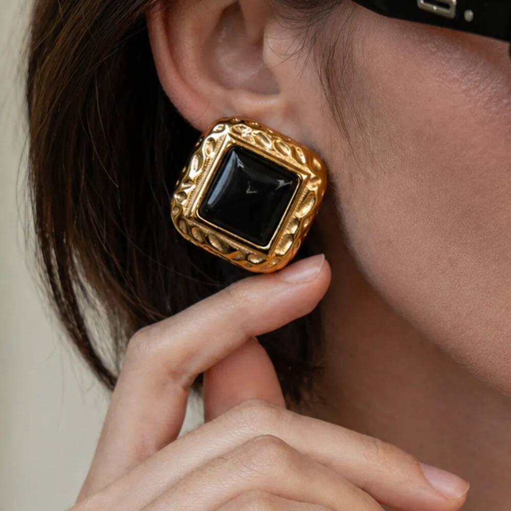 SHIXIN Vintage Red Black Resin Square Earring Women 2026 New 18K Gold Plated Stainless Steel Stud Earring Statement Jewelry Gift