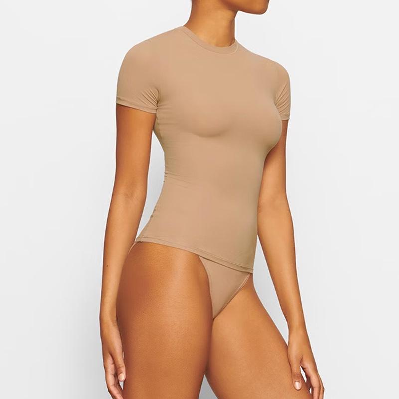 2025 European & American Style Women's Slim Fit Short Sleeve Round Neck T-shirt - Kardashian Inspired