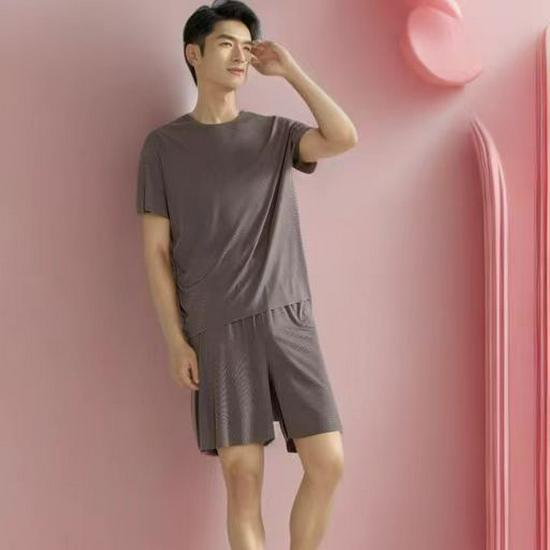Ice Silk Couple Pajama Set - Seamless, Solid Color, Short Sleeve Sleepwear for Men & Women, Ideal for Spring/Summer