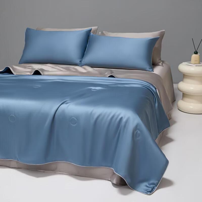 

Oeny Ice Silk Summer Quilt 4-Piece Set
