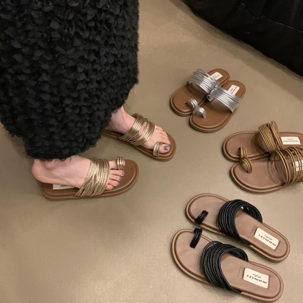 Niche Design Set Toe Cool Slippers 2025 New Summer Wear with Skirt Seaside Flat Bottom Square Head Roman Sandals