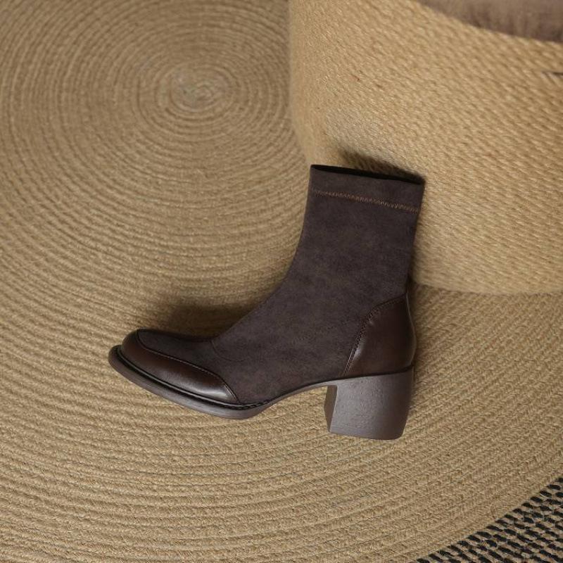 New Comfortable Sleeve Suede Martin Boots Korean Version High Heel Large Size Women's Boots Round Head Thick Sole Autumn and Winter Medium Boots