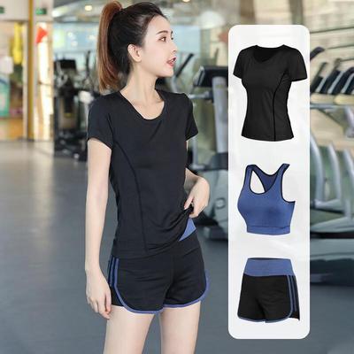 Abiti e completi – Abbigliamento sportivo