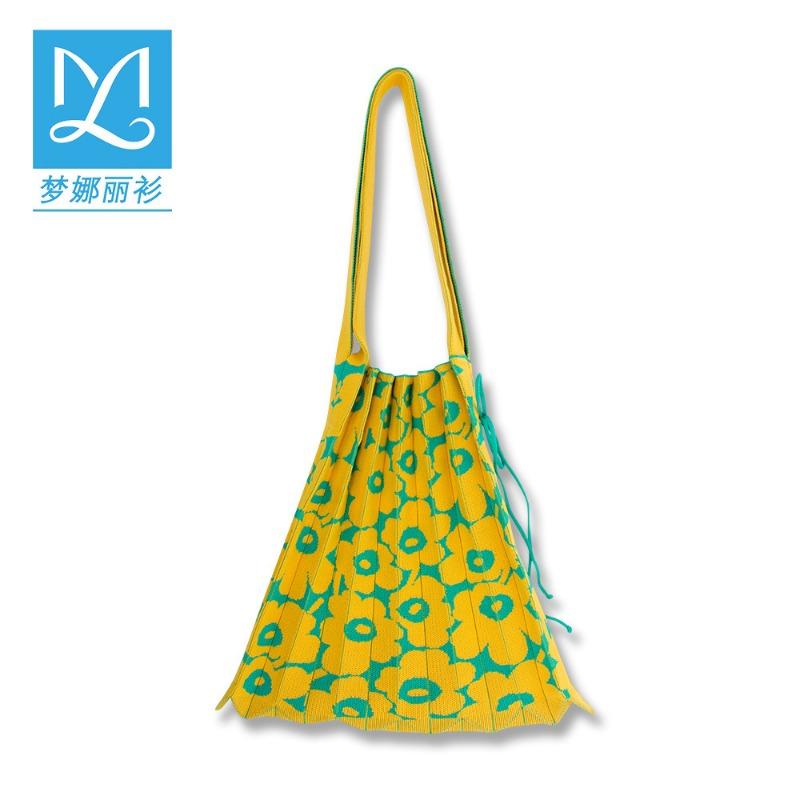 Spring Summer Shoulder Bag for Women Large Capacity Pleated Folding Organ Bag for College Students Knitting for Women