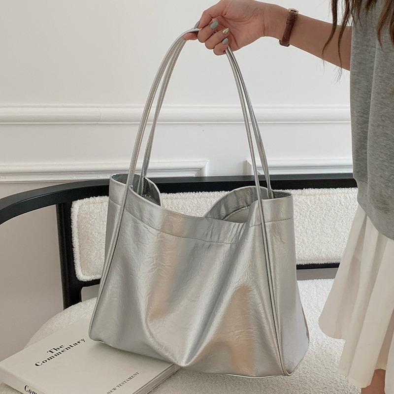 Retro large-capacity bag women's new trendy versatile tote bag fashion lazy wind shoulder commuter bag