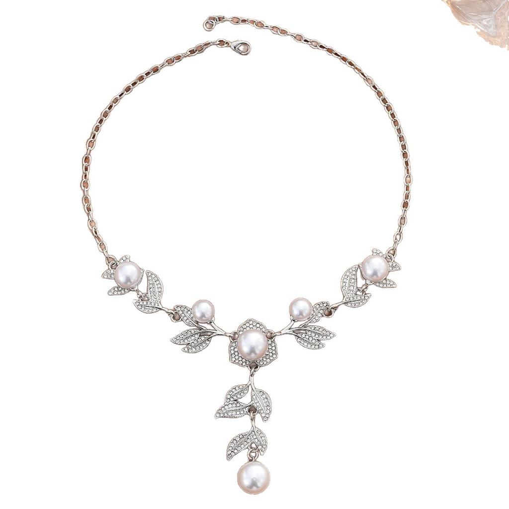 Elegant European & American Pearl Necklace Set: Light Luxury Bridal Wedding Accessories