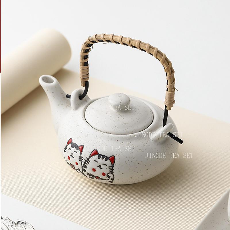 Ceramic Lucky Cat Teapot with One Pot and Four Cups Portable Chinese Kung Fu Tea Set