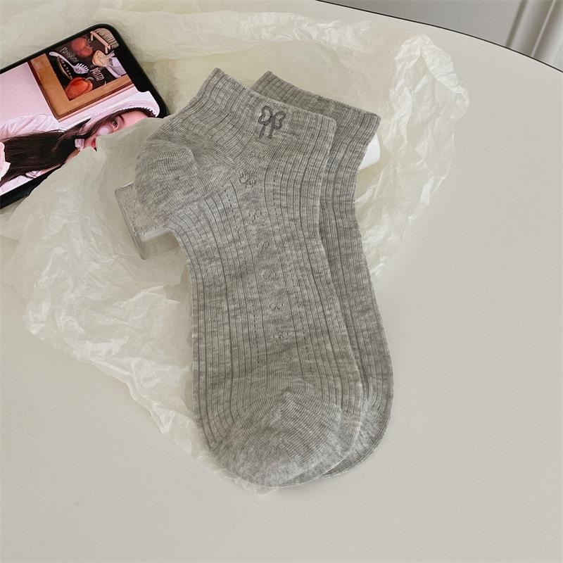 Female Summer Thin Pure Color Mesh Breathable Deodorant Sweat Absorption Anti Pilling Boneless Socks