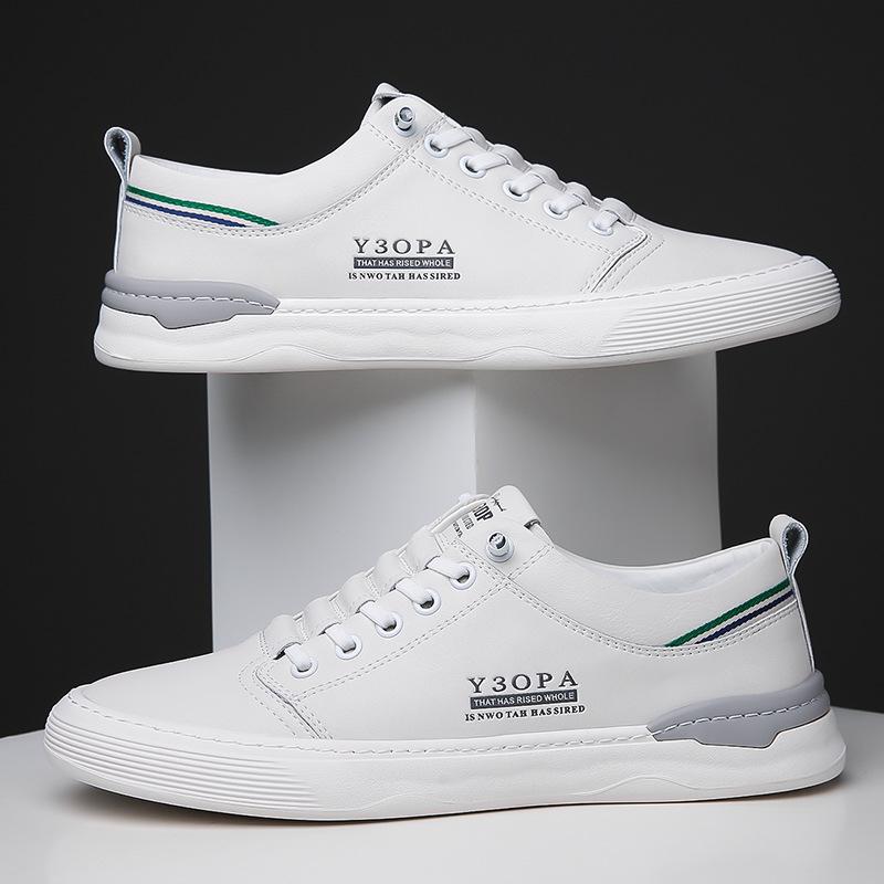 Spring New Men's Casual White Shoes, Comfortable and Versatile, with A Soft Sole and Soft Surface, Fashionable Sports Board Shoes