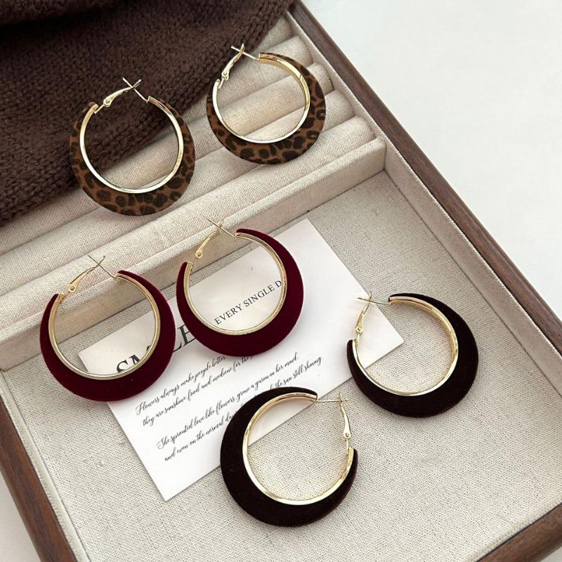Vintage Flocked Round Hoop Earrings Simple Versatile Fashion Jewelry For Women
