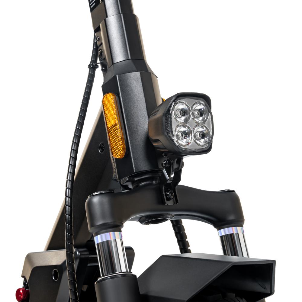 KuKirin M4 Max Electric Scooter, 800W,48V 18.2Ah, 45km/h, 64km Range, 10” Tyre, Dual Suspension, IP54, LCD Display, Foldable Design