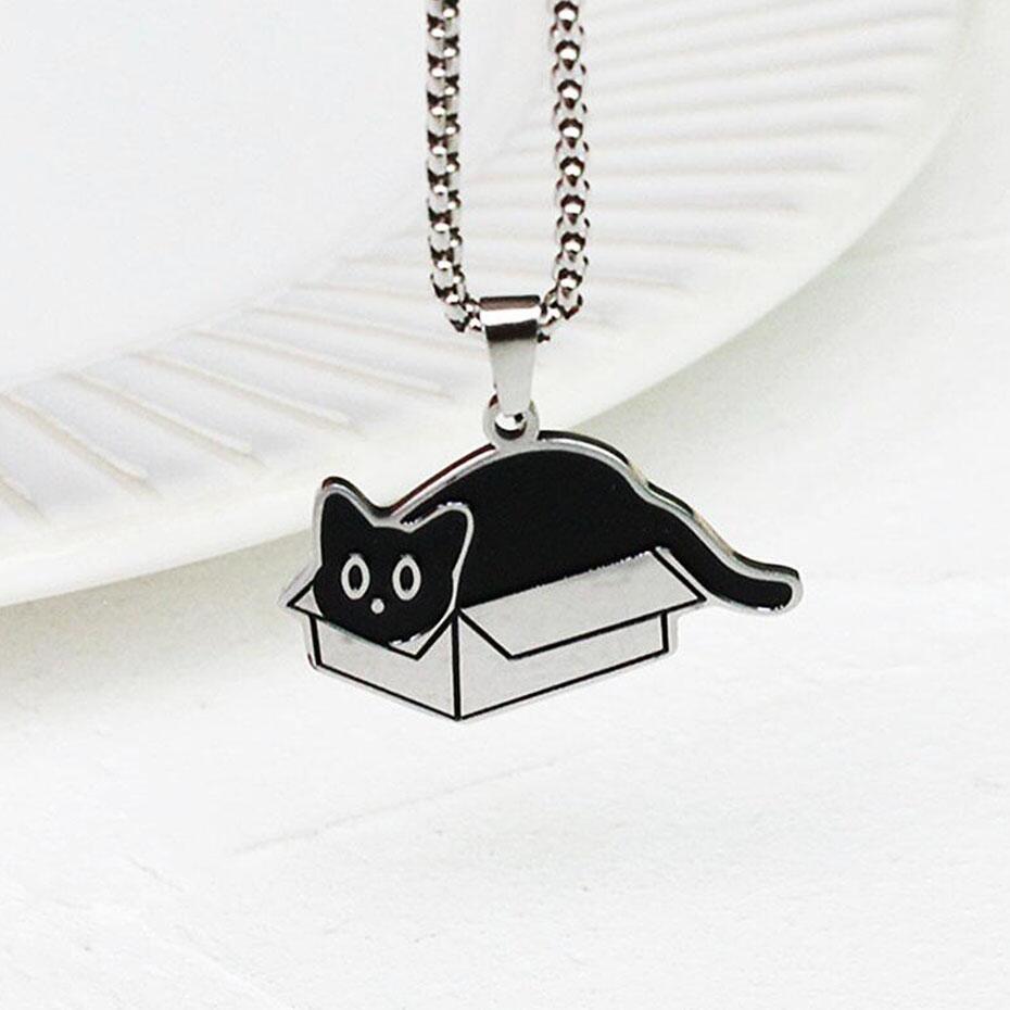 2024 Titanium Steel Black Cat Necklace For Women Men Trend Black Round Cat Pendant Sweater Chain Couple Neck Accessories