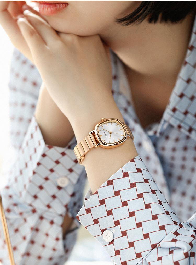 Sinobi Women's Fashionable Waterproof Quartz Steel Band Watch