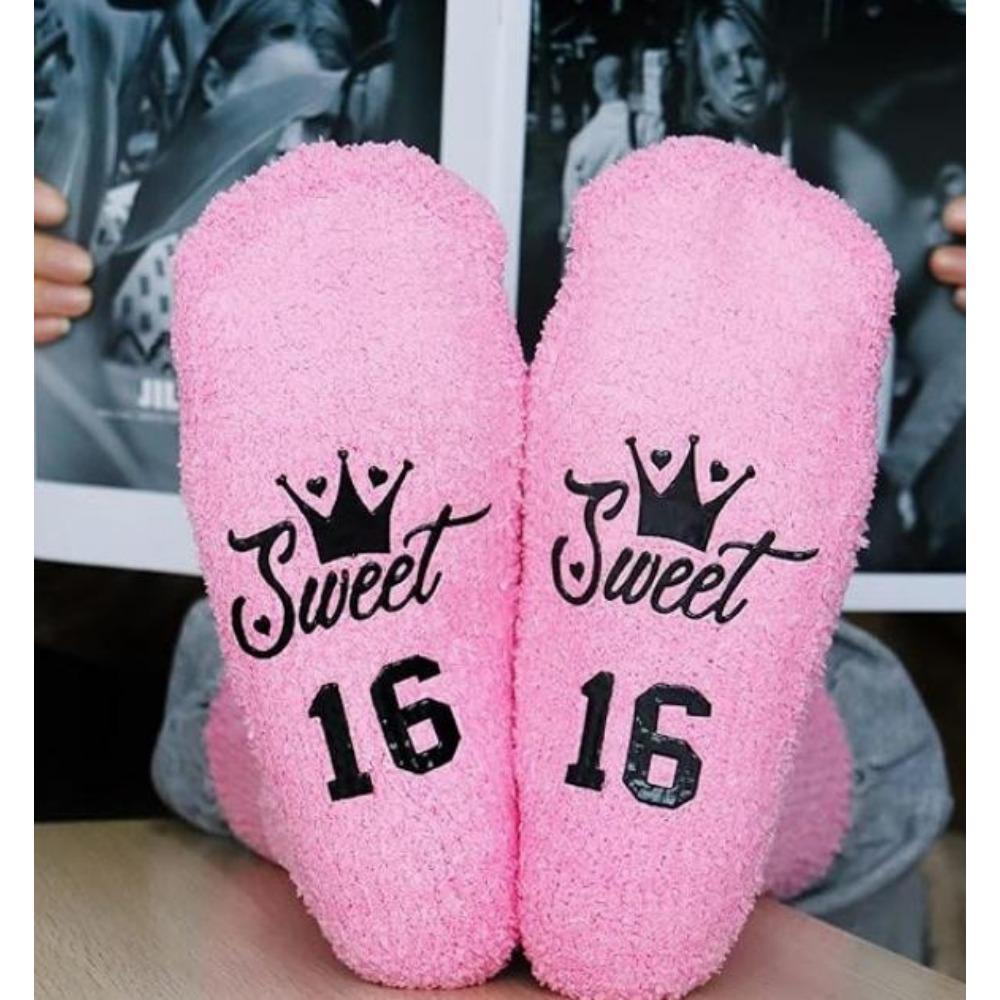 Luxury Fuzzy Wine Socks In Cupcake Gift Packaging Women Winter Fuzzy Plush Slipper Crew Socks Funny Accessory Present for Wife