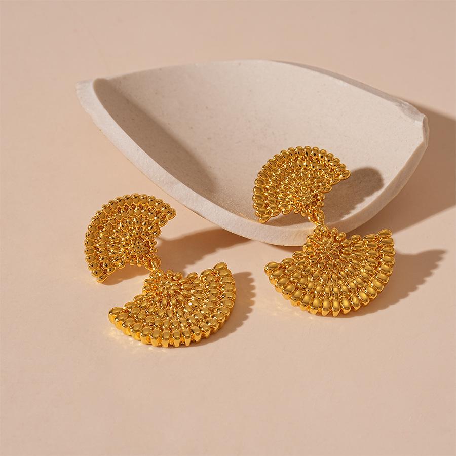Vintage Heavy Industry Fan Geometric Silver Needle Earrings Real Gold Electroplating Premium Earrings