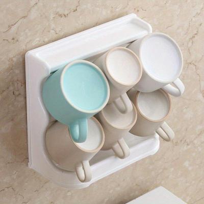 Veggmontert koppoppbevaringsstativ Husholdnings plast koppholder Organizer Vannkopp Dreneringsstativ Glasshylle for 4/6 kopper Hjemmedekor