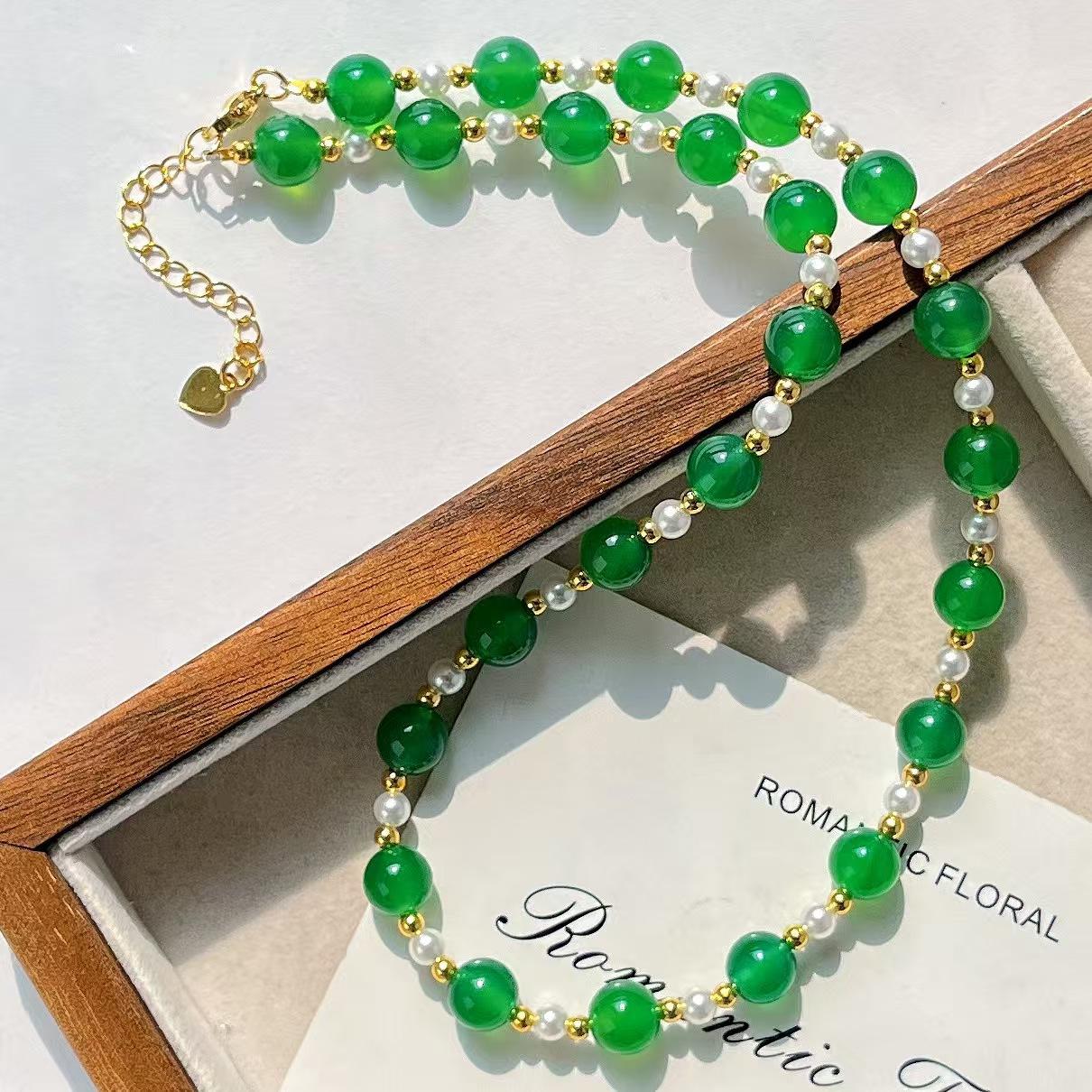 High Quality Vitreous Emperor Green Chalcedony Artificial Crystal Pearl Clavicle Chain Necklace