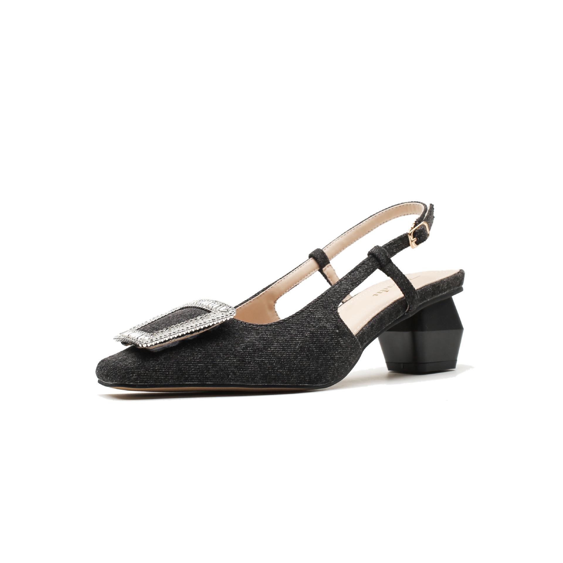 

6698-B15 niche design feeling bag head sandals women s rhinestone square buckle outer wear thick heel one-word buckle belt middle heel single shoes 34 чёрный