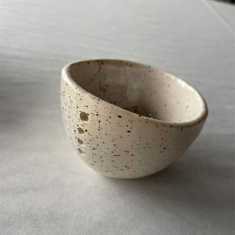 Ciotola Strippaverdure in Resina Rimuovi Foglie da Verdura Utensile da Cucina 4 Fori Tazza Strippaverdure Strumento Efficiente per Preparare le Erbe