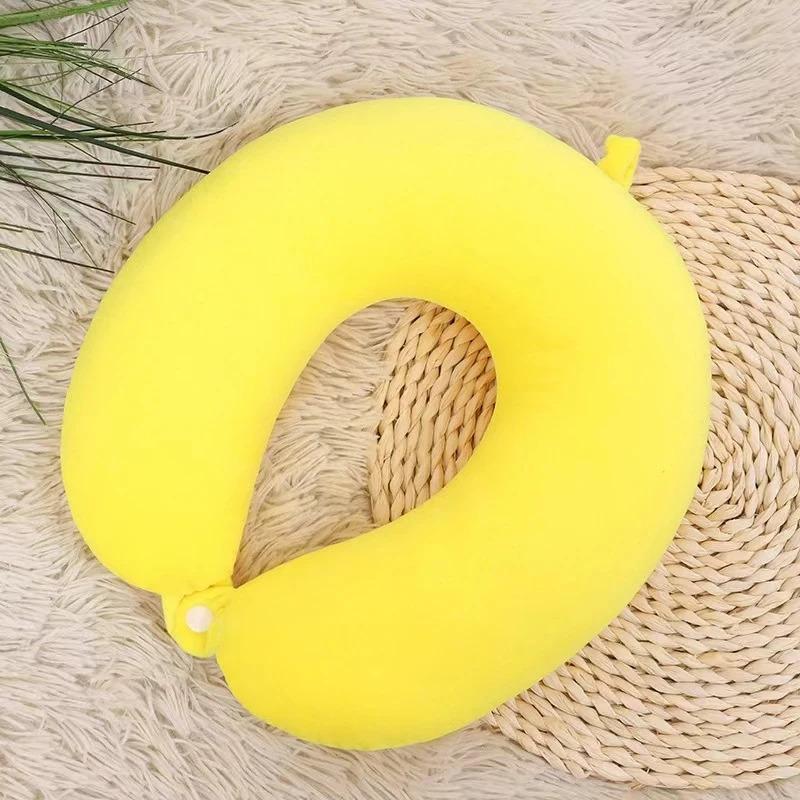 U-shaped plush pillow, simple and stylish, perfect for driving or neck naps, comfortable and fatigue-relieving.