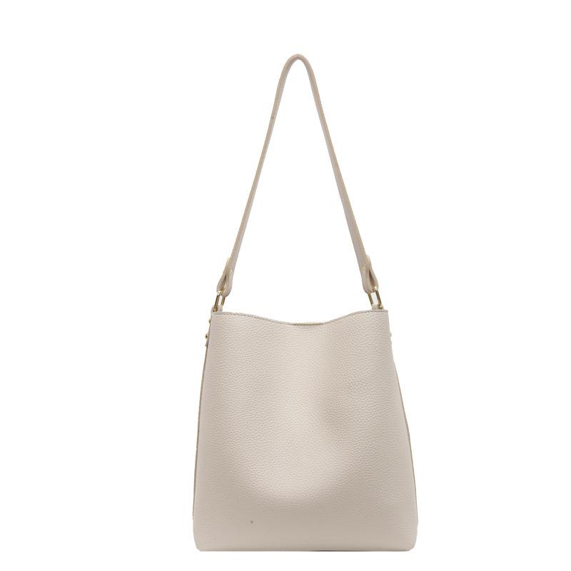 Retro Lychee Pattern Soft Leather Bucket Bag Women's 2025 New Commuter Shoulder Mother Bag Foreign Style Messenger Bag