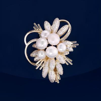 Florale Perlenbrosche, Exquisite Perlenbrosche für Damen, Luxuriöser und Eleganter Anstecker
