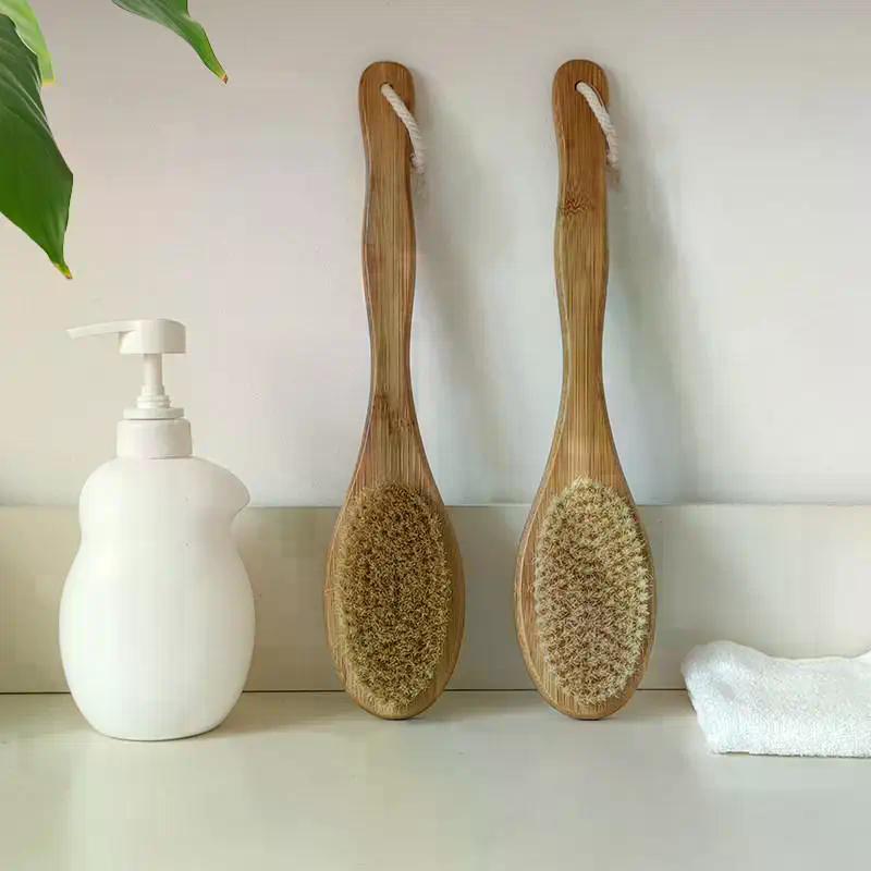 1Pcs Wooden Long Handle Bristle Shower Body Brush Bathing Massage Back Body Exfoliating Brush Bathroom Wash Brush Bath Tools