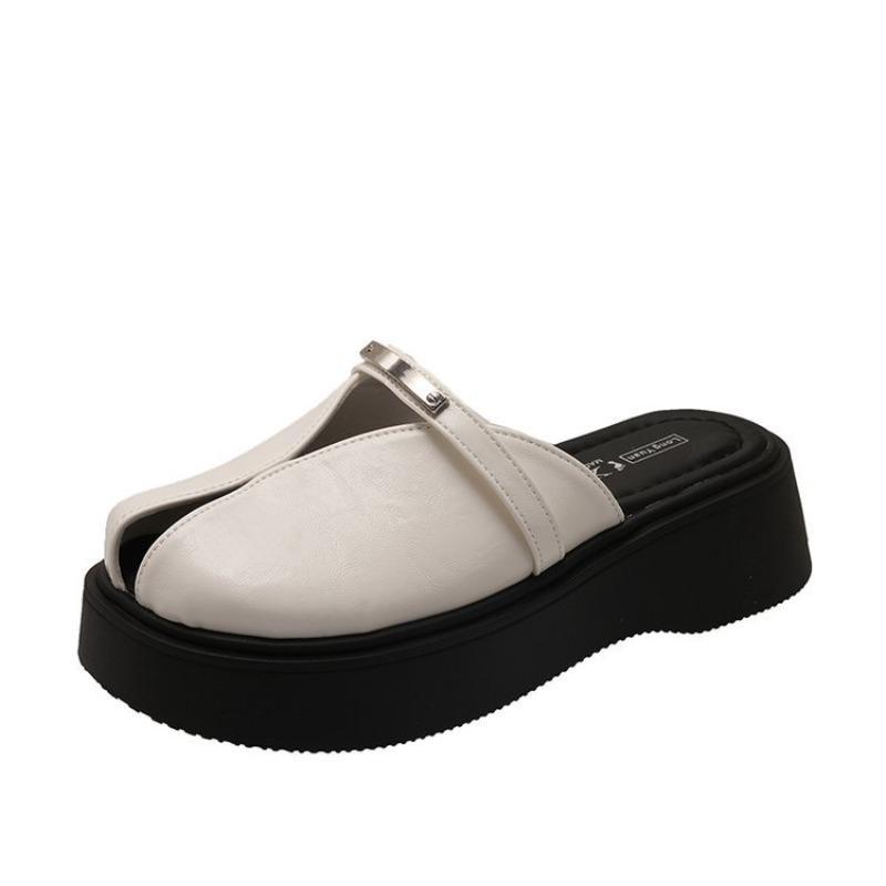 Thick Soled Casual Women's Spring 2026 New Fashionable Lazy Slippers